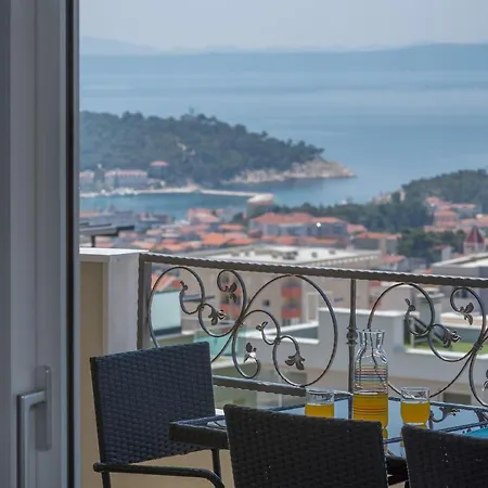 Apartment Penthouse Anna