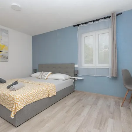 Apartment Penthouse Anna Makarska